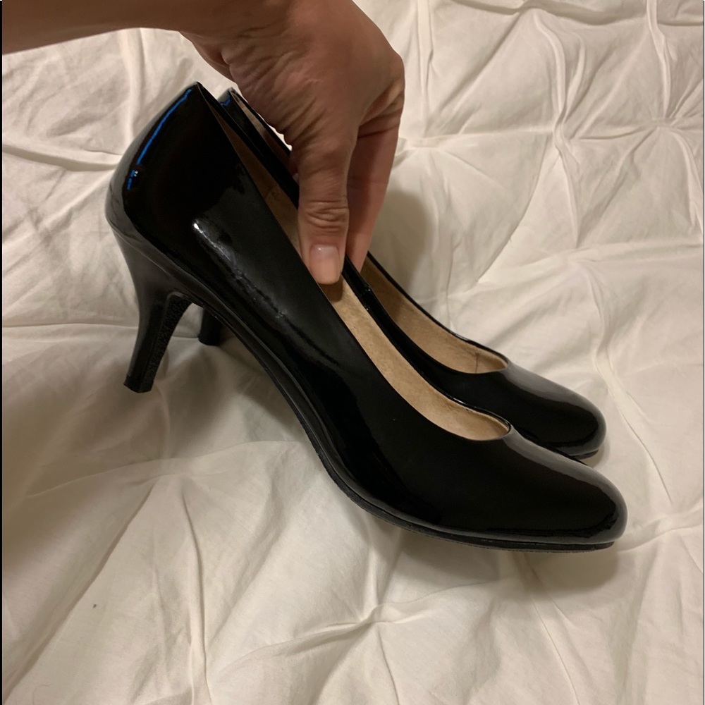 Bass Heels - Black
